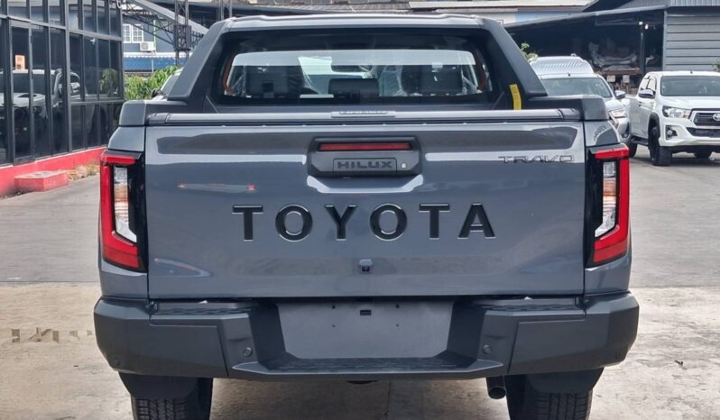 Toyota Hilux Travo Overland Plus 2026 full