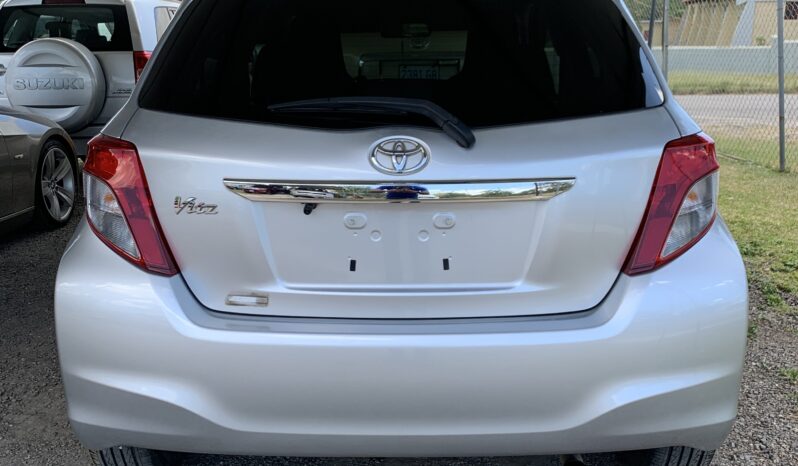 Toyota Vitz 2014 full
