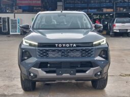 Toyota Hilux Travo Overland Plus 2026 full