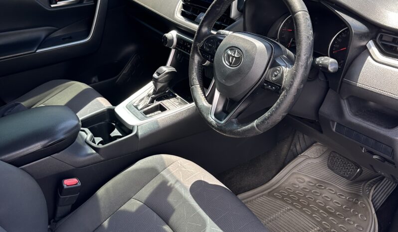 Toyota RAV4 2020 full