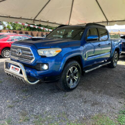 Toyota TACOMA 2017 full