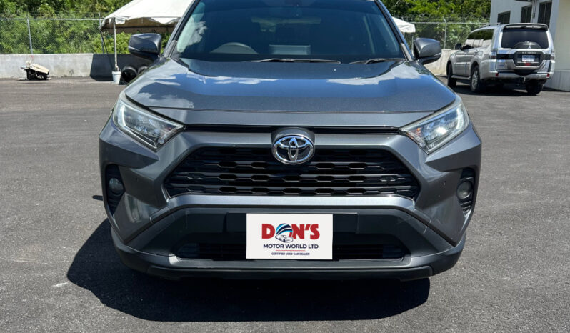 Toyota RAV4 2020 full
