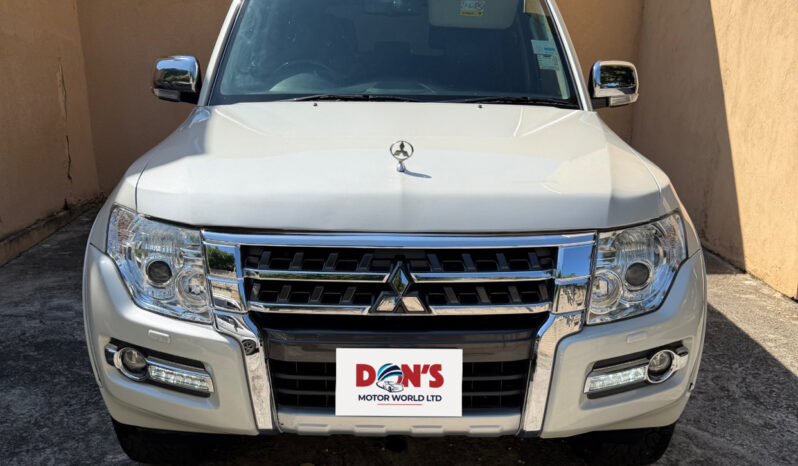 Mitsubishi Pajero 2020 full