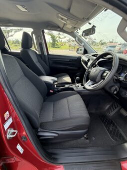 Toyota Hilux 2019 full
