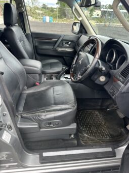 Mitsubishi Pajero 2020 full