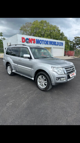 Mitsubishi Pajero 2020