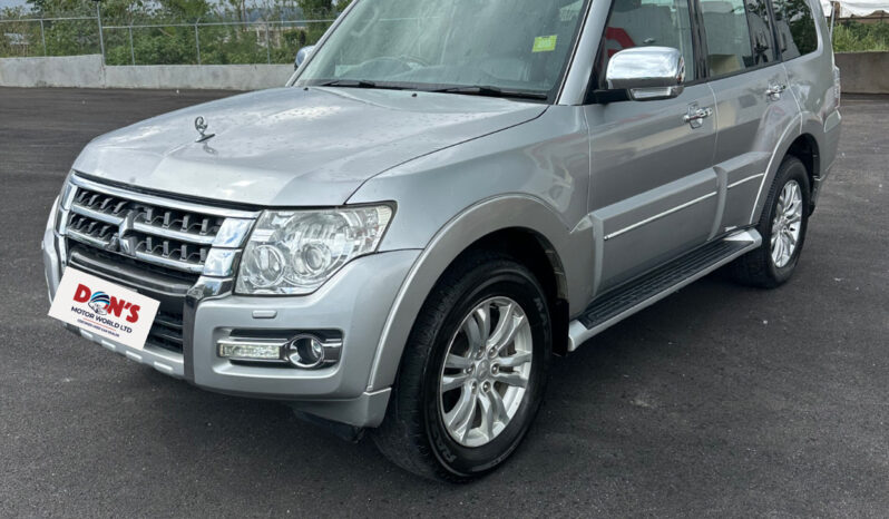 Mitsubishi Pajero 2020 full