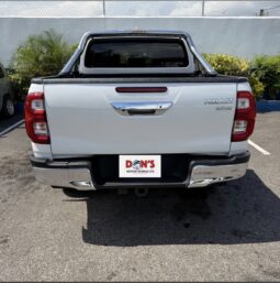Toyota Hilux 2022 full