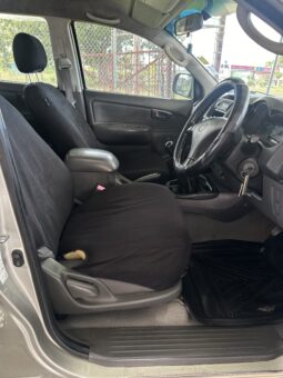 Toyota Hilux 2013 full