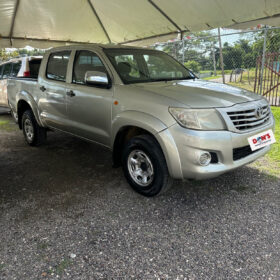 Toyota Hilux 2013