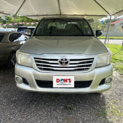 Toyota Hilux 2013 full