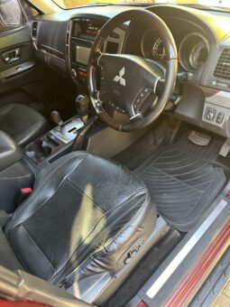 Mitsubishi Pajero 2020 full