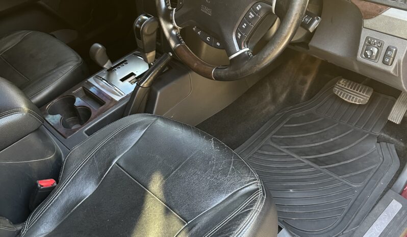 Mitsubishi Pajero 2020 full