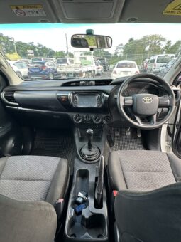 Toyota Hilux 2017 full