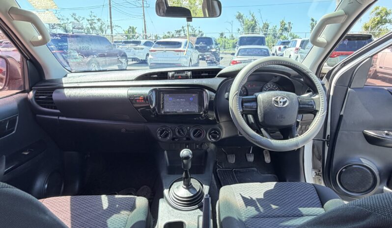 Toyota Hilux 2020 full