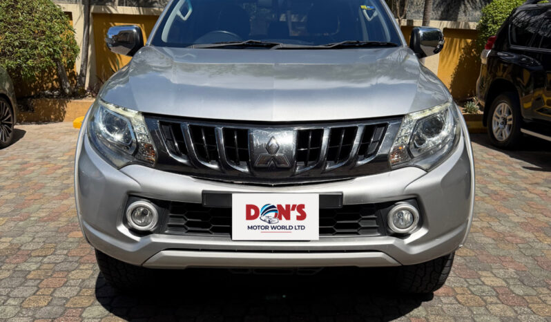 Mitsubishi L200 2019 full