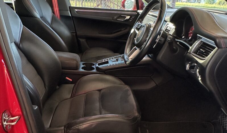 Porsche Macan GTS Copy full