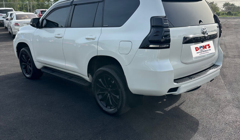 Toyota Land Cruiser Prado 2022 full