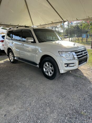 Mitsubishi Pajero 2016