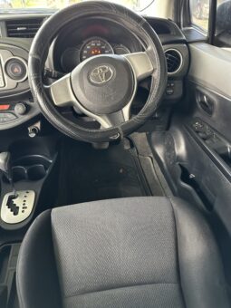 Toyota Vitz 2012 full