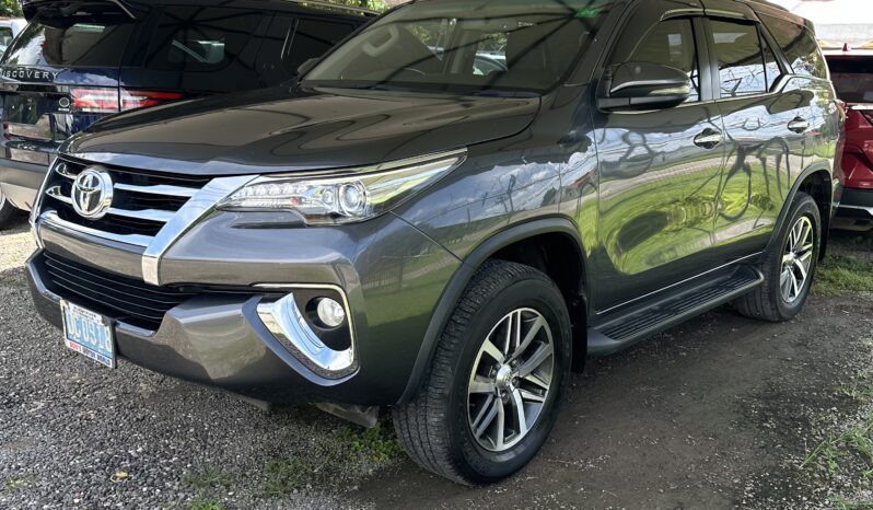 Toyota Fortuner 2019 full