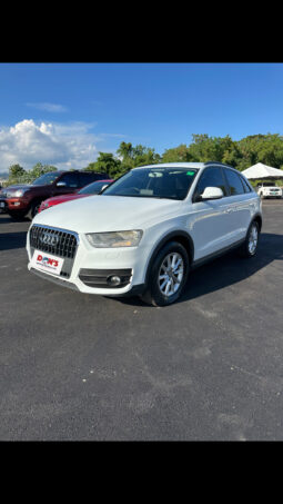 AUDI Q3 2013 full