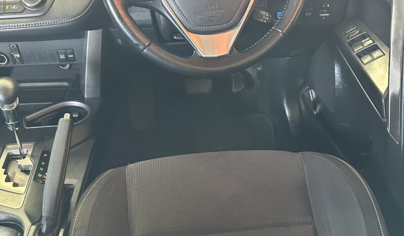 Toyota RAV4 2017 full