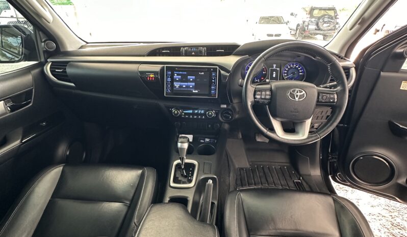 Toyota Hilux 2017 full