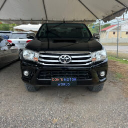 Toyota Hilux 2017 full