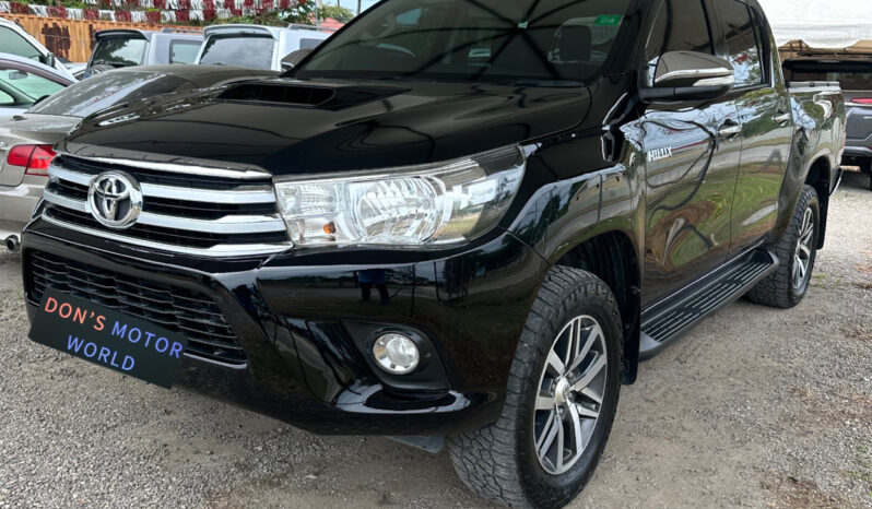 Toyota Hilux 2017 full