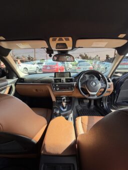 BMW 320i 2014 full