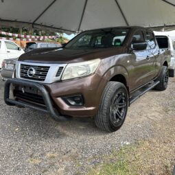 Nissan NP300 2016 full