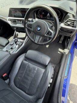 BMW 320i 2019 full