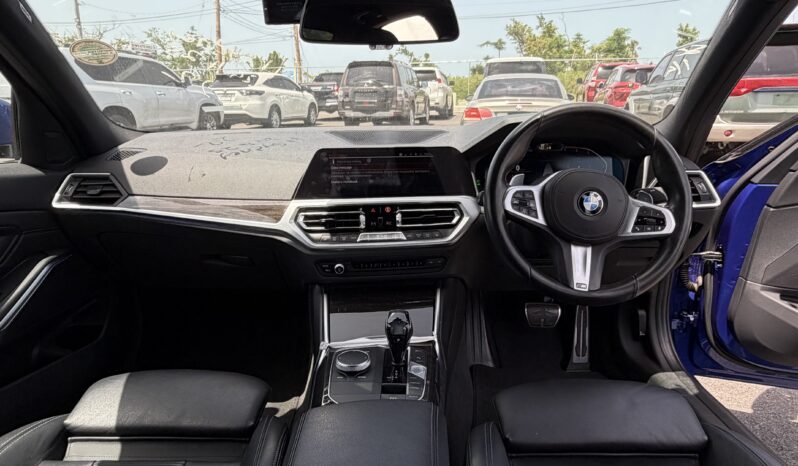 BMW 320i 2019 full