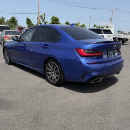 BMW 320i 2019 full