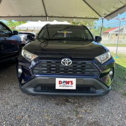 Toyota RAV4 2020 full