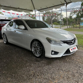 Toyota Mark X 2013