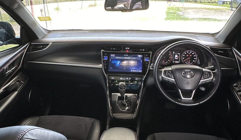 Toyota HARRIER 2019 full