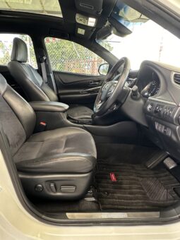 Toyota HARRIER 2019 full